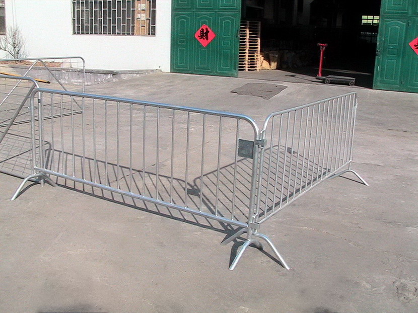 Fence barrier