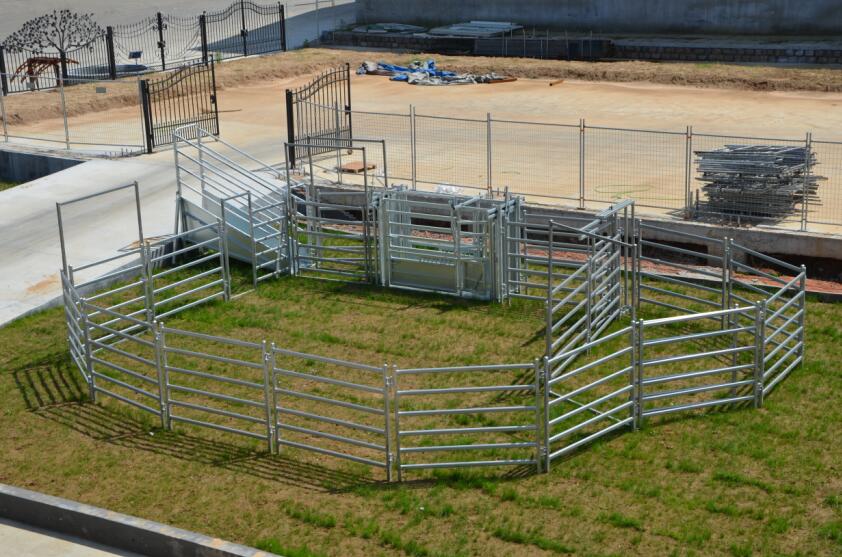 Heavy duty cattle panel